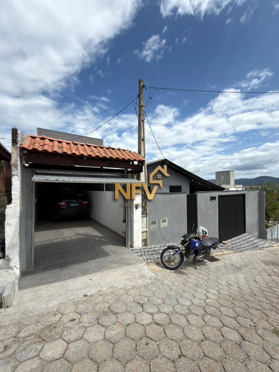 Casa com 3 Dormitórios, 1 sendo suíte