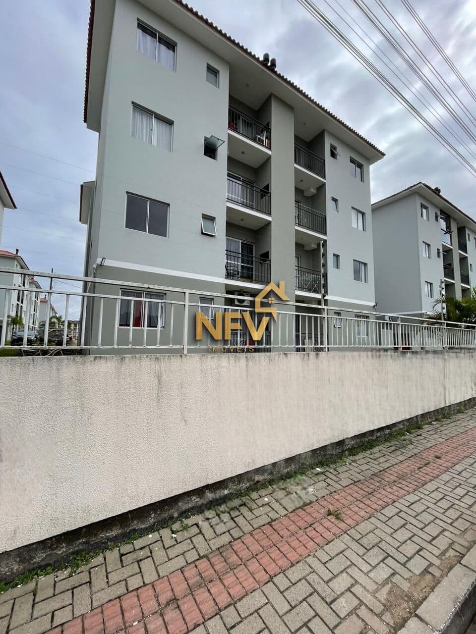 Apartamento em Condomínio