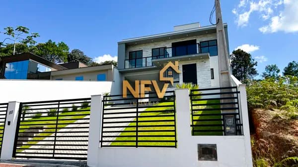 Casa em Brusque - Primeiro de Maio