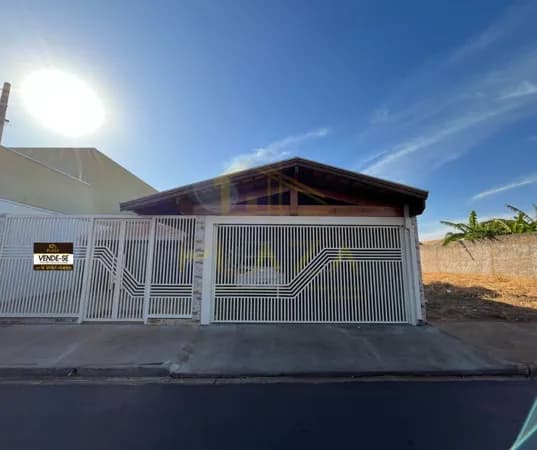 Casa em Bebedouro - Chácaras Parati