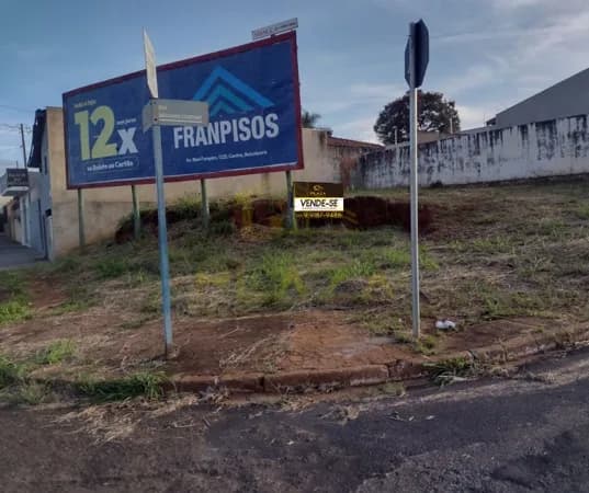 Lote/Terreno em Bebedouro - Centro
