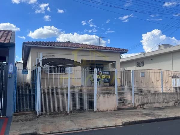 Casa em Bebedouro - Centro