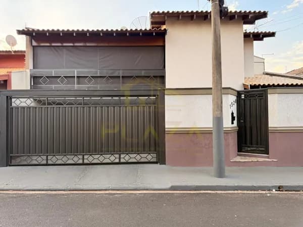 Casa em Bebedouro - Centro