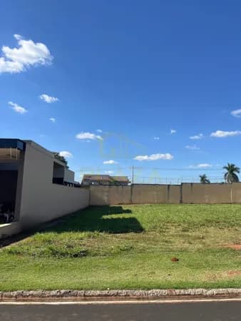 Lote/Terreno em Bebedouro - Parque Portal do Lago I