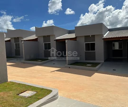 Casa de Condomínio em Formosa - Abreu