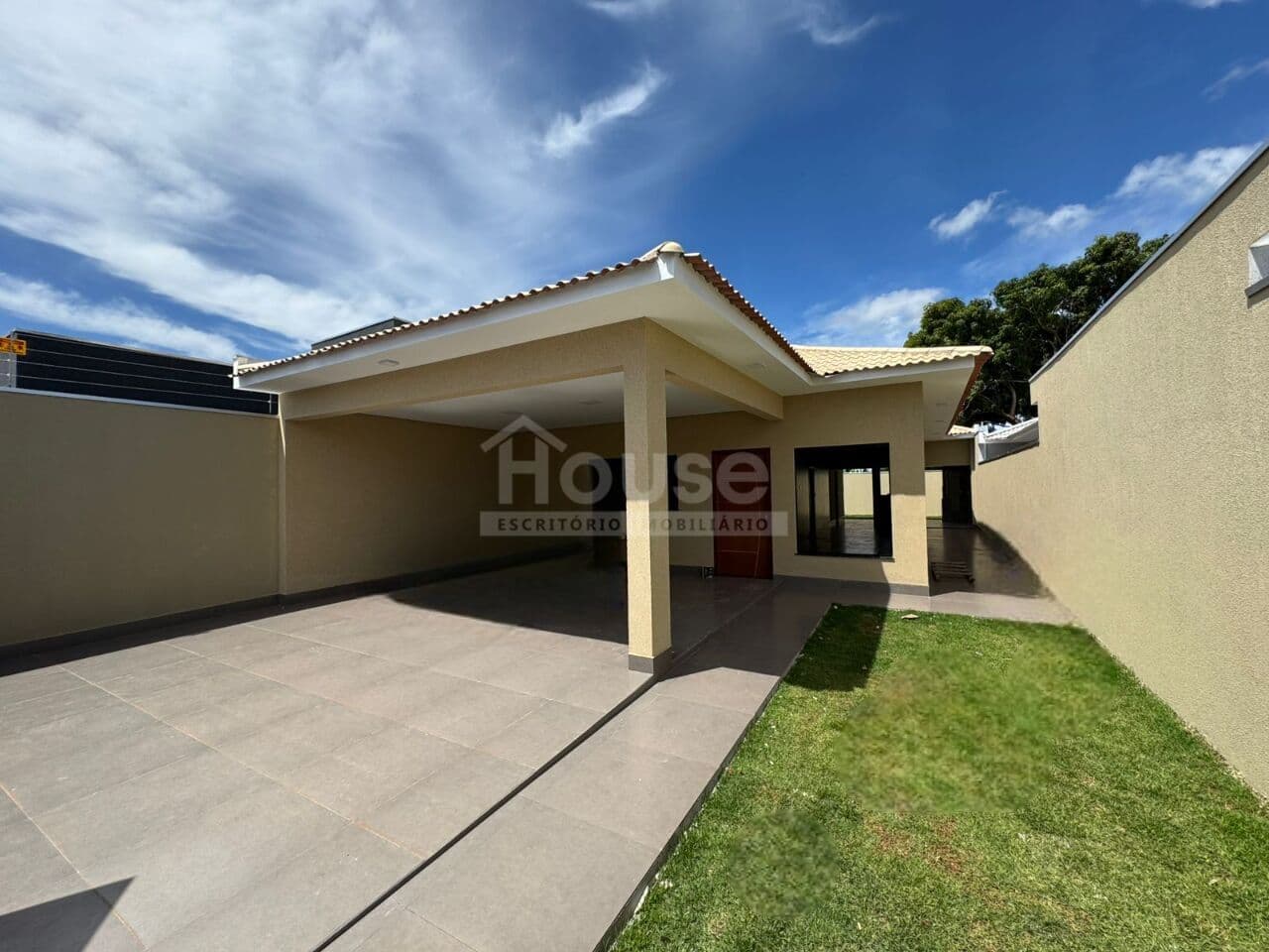 CASA NOVA À VENDA – SETOR SUL, FORMOSA/GO