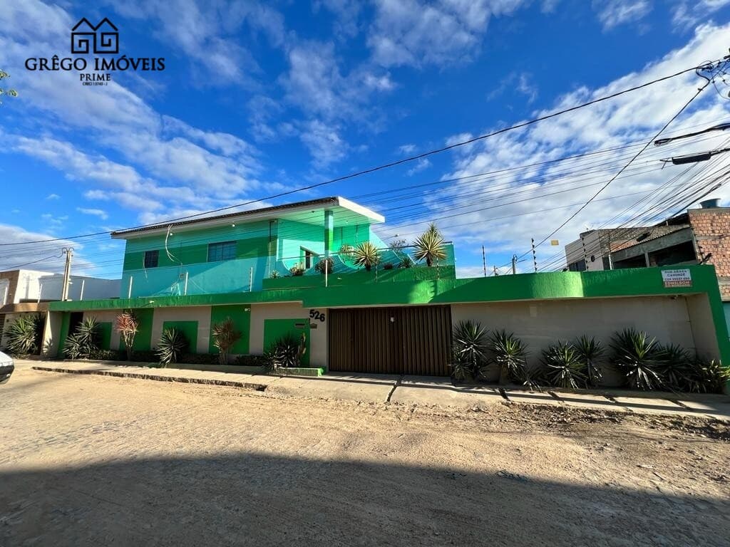 Casa Duplex à venda no bairro Maria Auxiliadora | Caruaru-PE