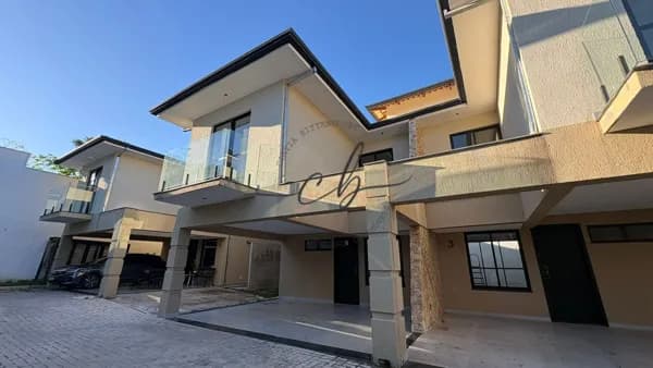 🏡 Casa Geminada em Condomínio Fechado na região da Pampulha