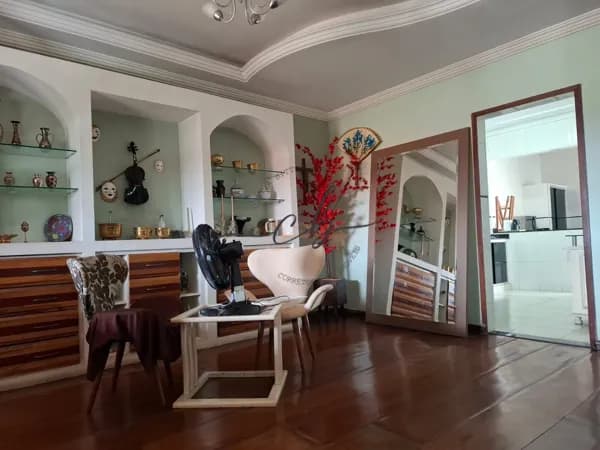 Casa com excelente localização – próxima ao metrô e ao comércio do bairro