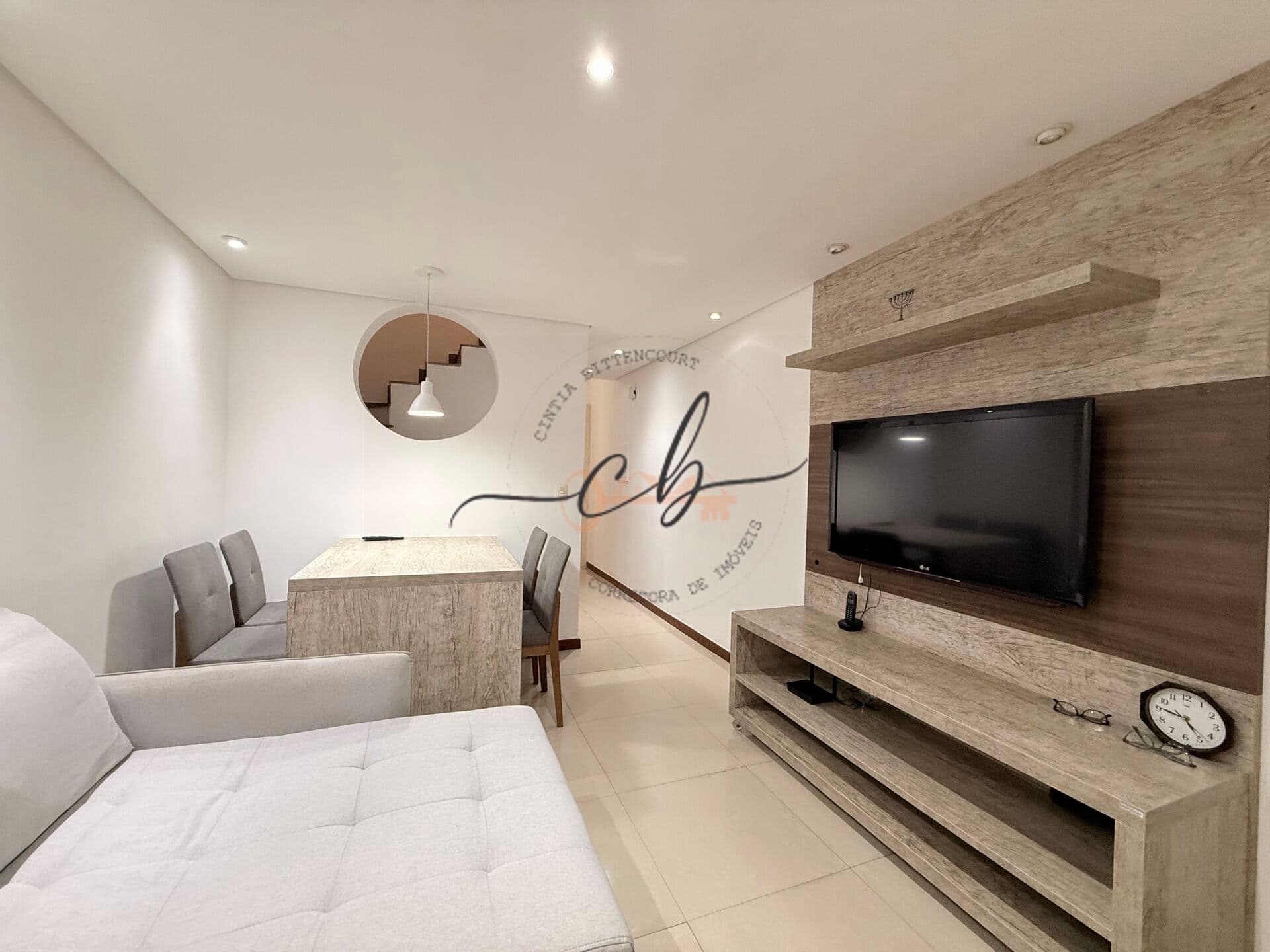 Incrível Casa Geminada no Jardim Riacho 🏡