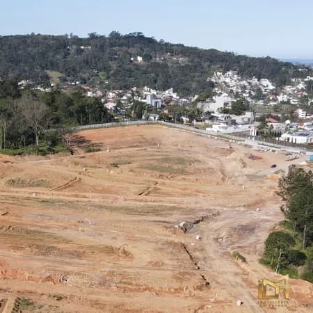 Terreno em Condomínio em Centro, Criciúma/SC