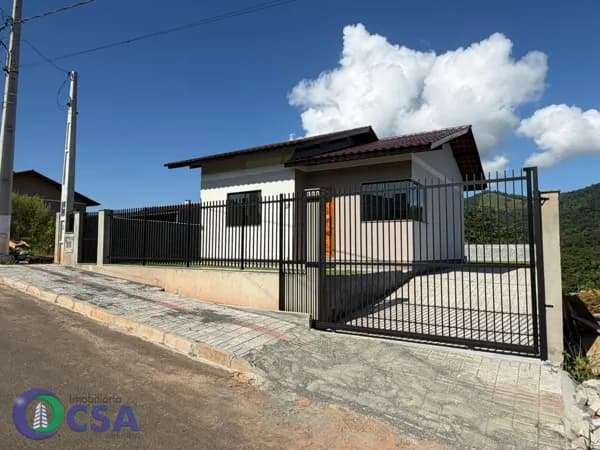 Casa Única à venda no Parque Arapongas em Indaial S/C