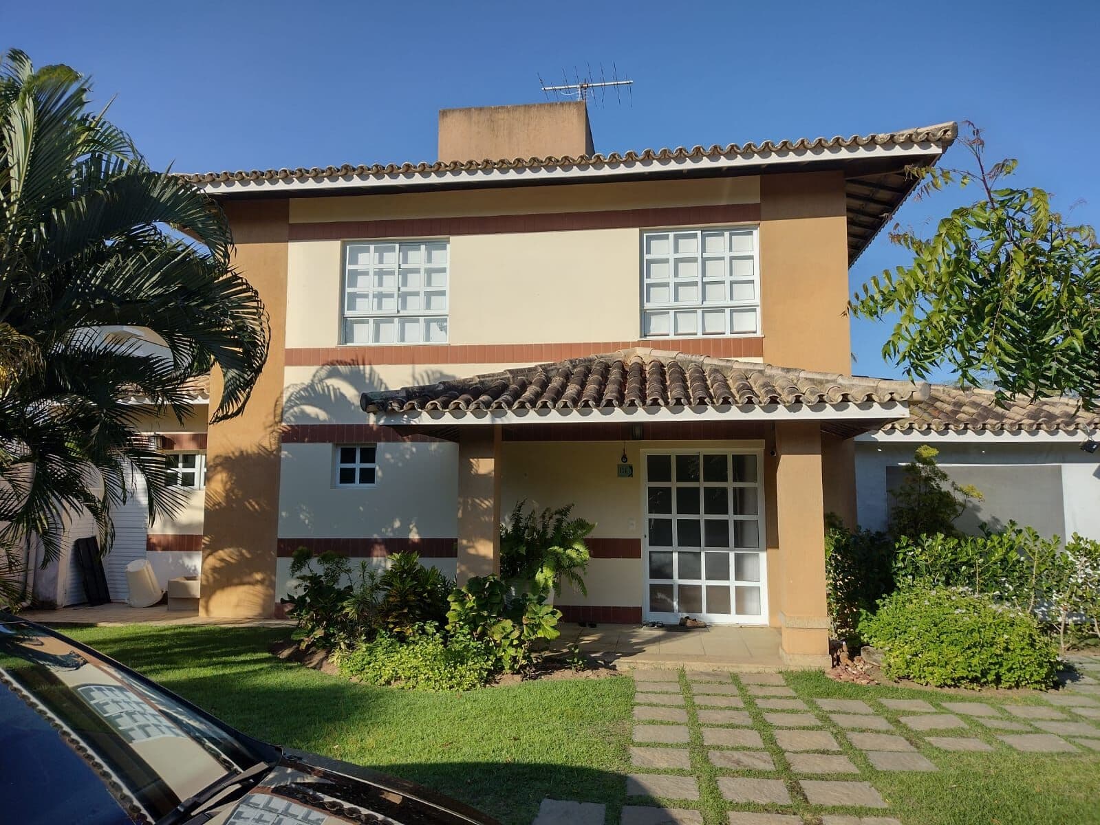 Casa Padrão para Venda em Piatã Salvador-BA