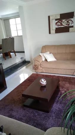 Casa em Divinópolis - Bom Pastor