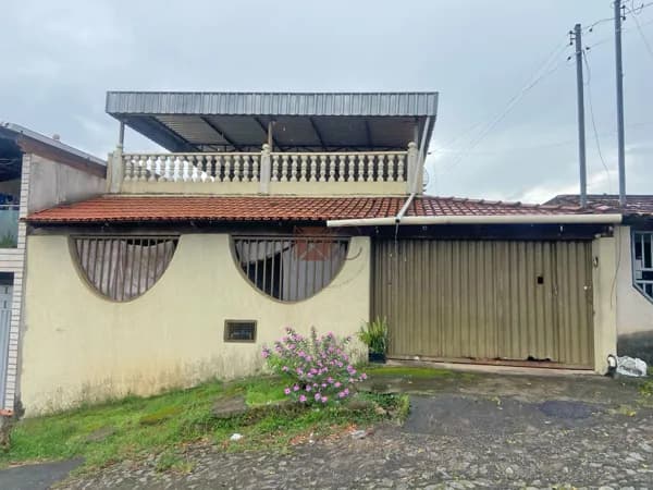 Casa em Divinópolis - Cidade Jardim