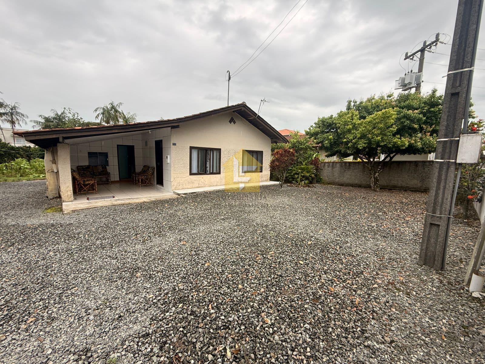 Casa no Rio bonito, terreno com 1.260m²