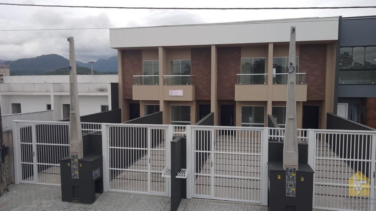 Sobrado Geminado em Vila Nova, Joinville/SC