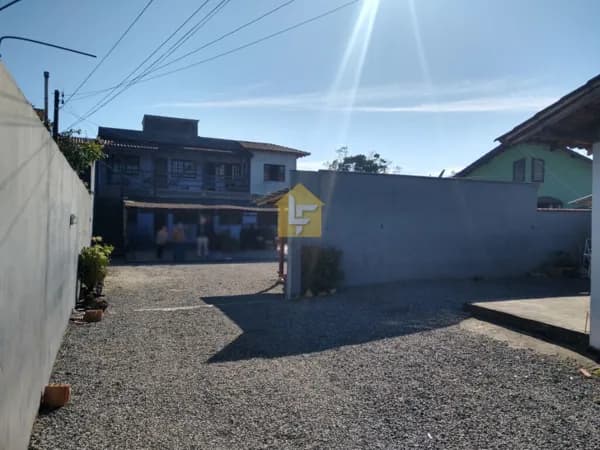 AMPLO TERRENO EM ÓTIMA LOCALIZAÇÃO NO BAIRRO FÁTIMA
