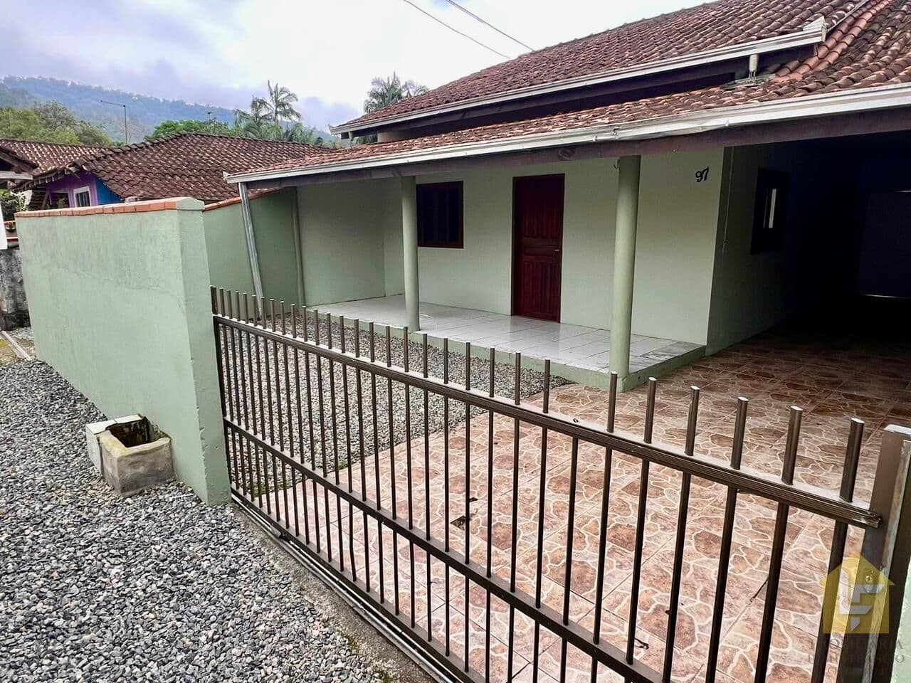 Casa à venda no Rio Bonito (Pirabeiraba)