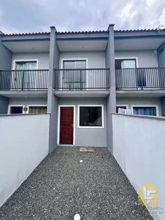 Sobrado Geminado em Jardim Sofia, Joinville/SC