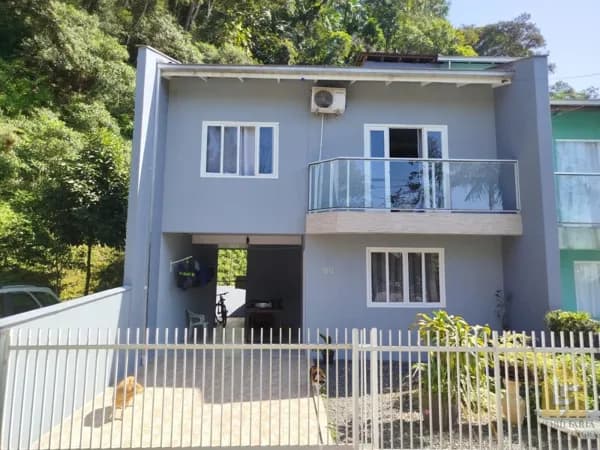 SOBRADO COM 4 QUARTOS EM PIRABEIRABA, JOINVILLE-SC