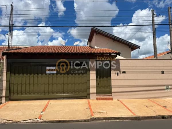 Casa em Bebedouro - Jardim Menino Deus I
