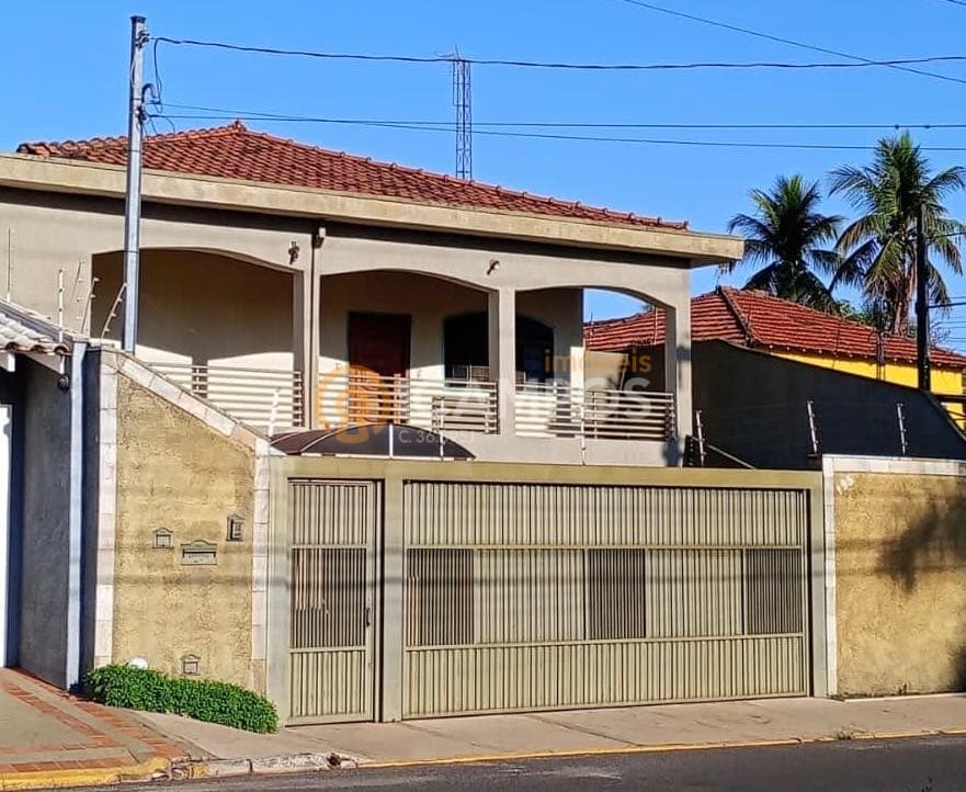 Casa excelente localização