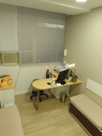Sala/Conjunto em Petrópolis - Centro