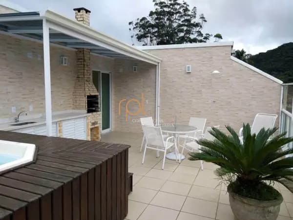 Apartamento em Petrópolis - Bingen