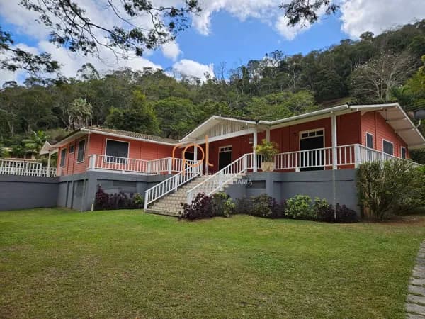 Casa de Condomínio em Petrópolis - Pedro do Rio