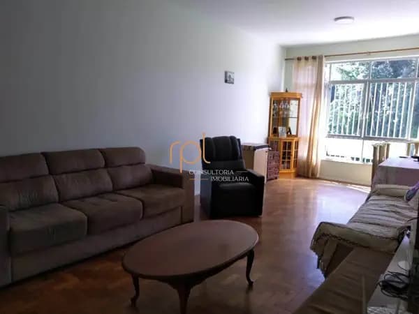 Apartamento em Petrópolis - Centro