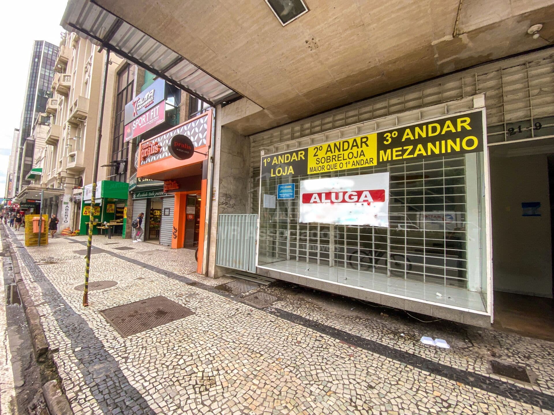 Loja para Alugar no Coração de Juiz de Fora – Ao Lado do Calçadão