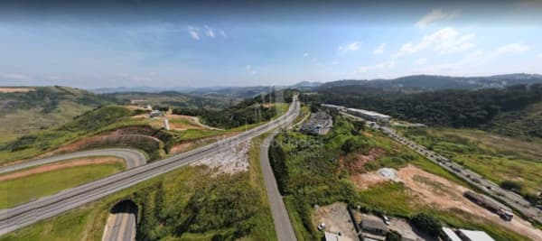 Terreno à venda no bairro Salvaterra em Juiz de Fora/MG