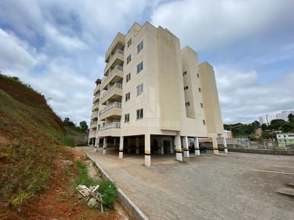 Apartamento à venda no bairro Ipiranga em Juiz de Fora/MG
