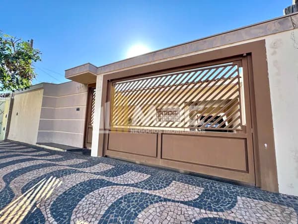 Casa à Venda em Guararapes | Jardim Continental