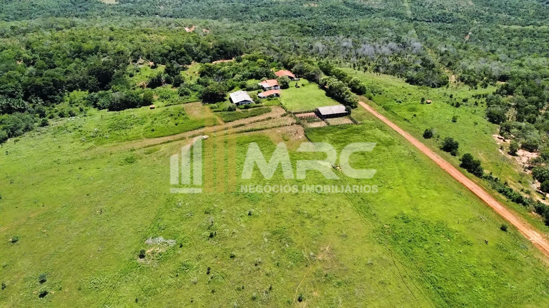 Fazenda 2000 Hectares à Venda - Guiratinga/MT