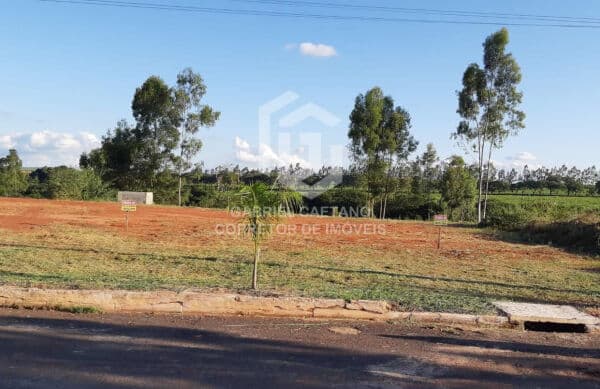 Terreno à Venda em Rubiácea/SP