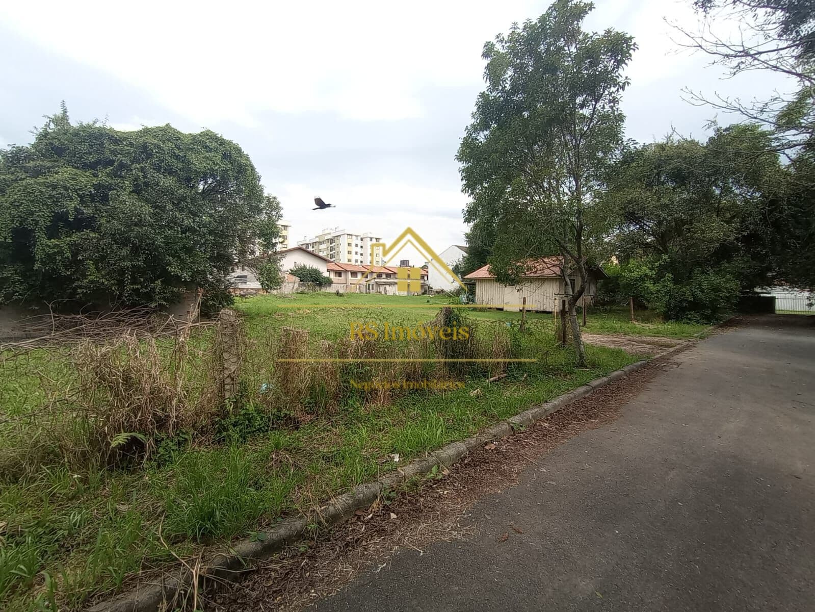 Terreno com 558m² no bairro Boa Vista, Curitiba/PR
