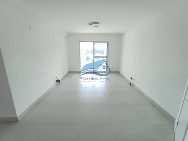 Apto no Cond. Jardim Das Artes - 3 dorms. 1 suíte + dep. empregada