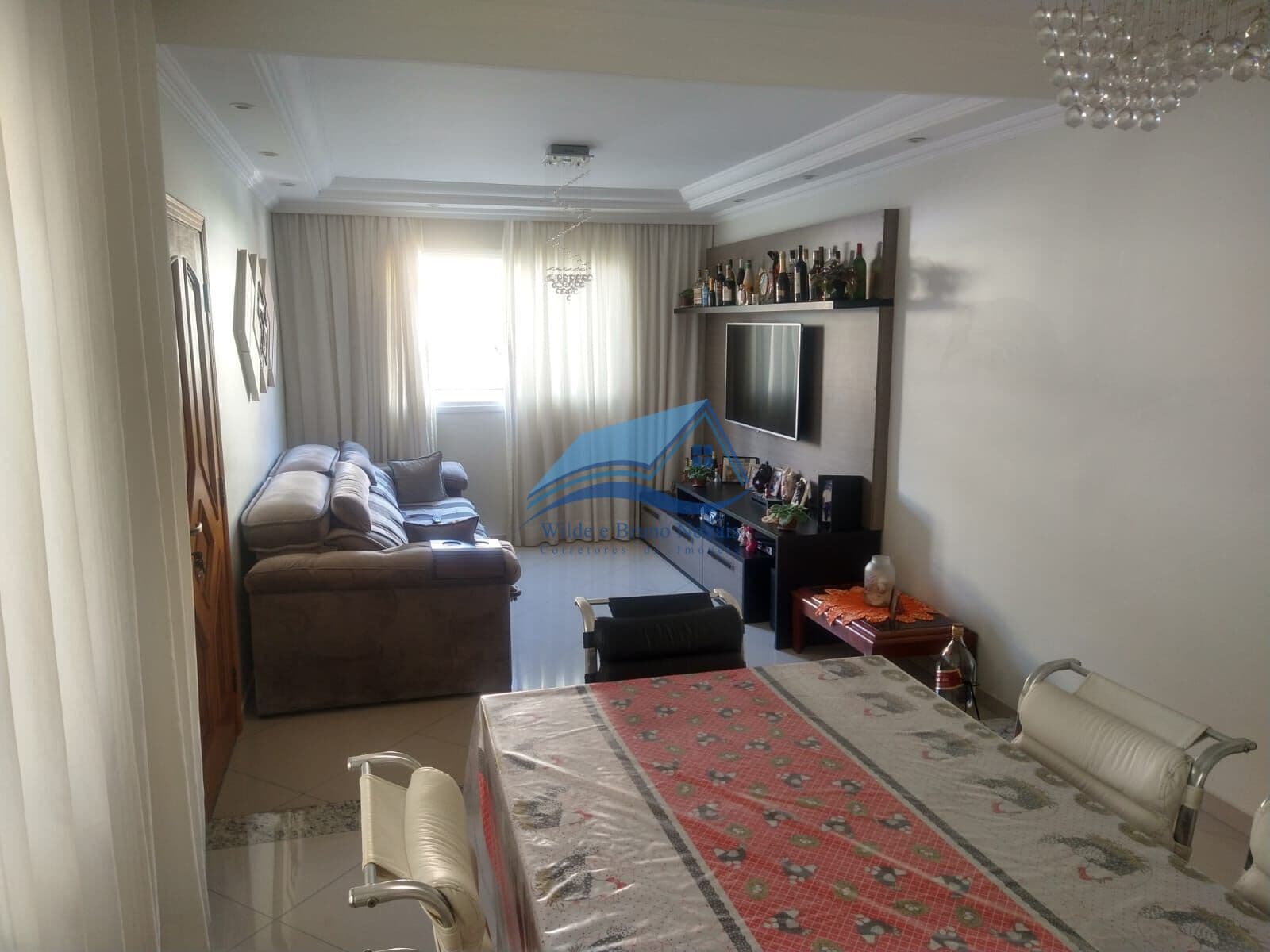 Sobrado em Cond. Fechado - 3 Dorms. 1 Suíte - Espaço Gourmet