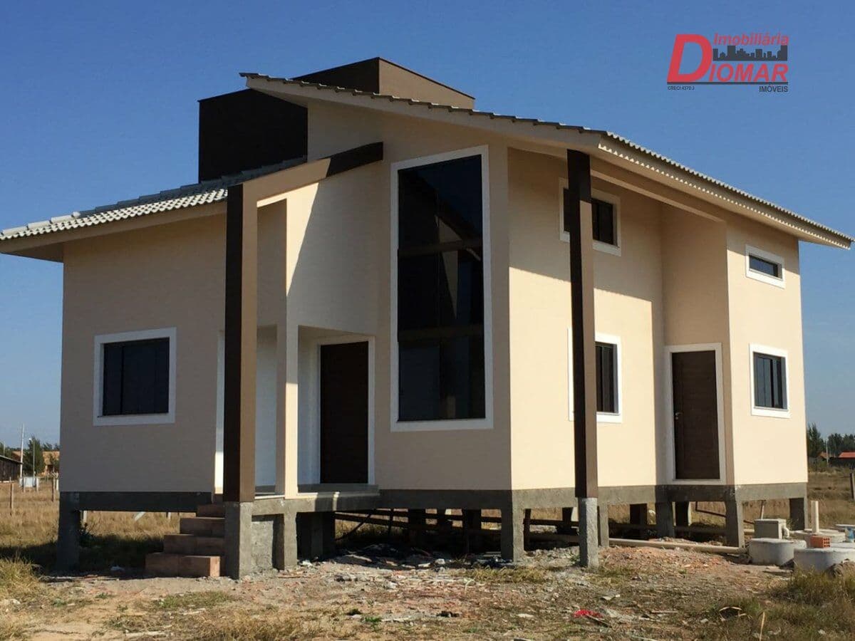 Casa Sobrado para Venda em Camacho Jaguaruna-SC