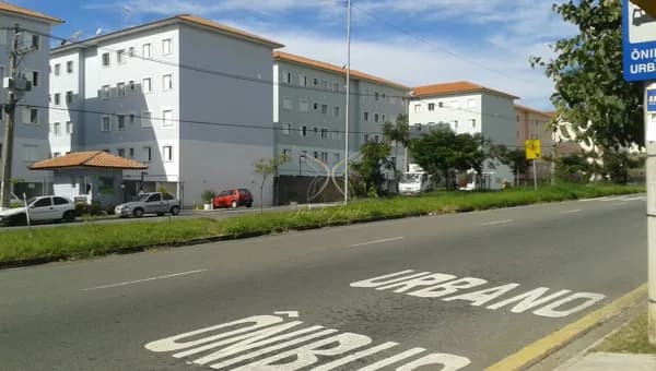 Apartamento Padrão — Morada dos Pássaros