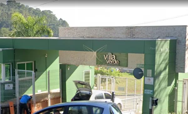 Casa Alto Padrão — Condomínio Valle Verde