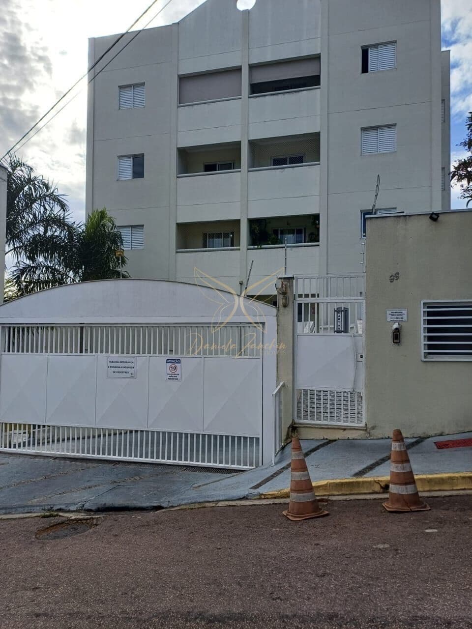 Apartamento Padrão — Residencial Paracatu