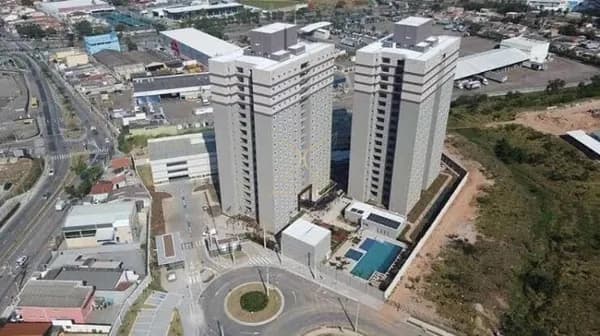 Apartamento Padrão — Torres de Ozanan