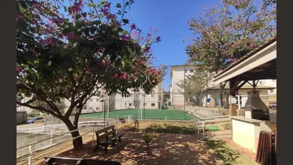 Apartamento Padrão — Condomínio Vitória