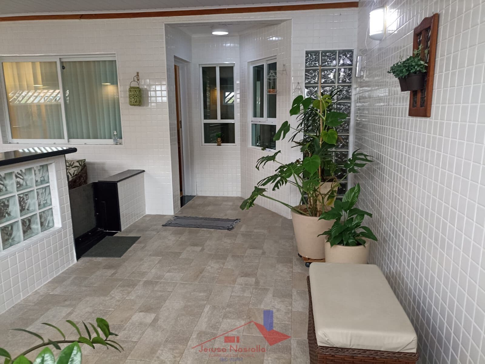 Casa com espaço gourmet - NÁUTICA - SÃO VICENTE
