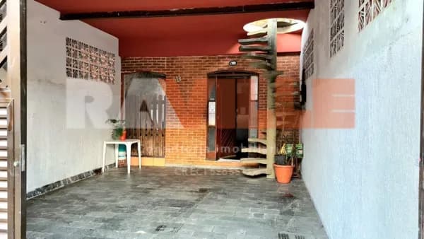 Casa Triplex 04 Dorm Sendo 03 Suítes | Vila São Jorge - São Vicente