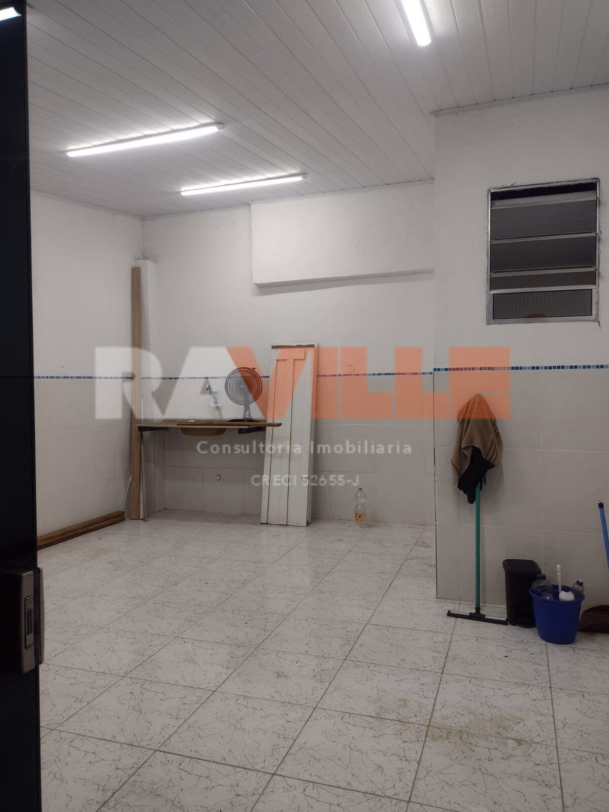 Sala/Conjunto em Santos - Santa Maria