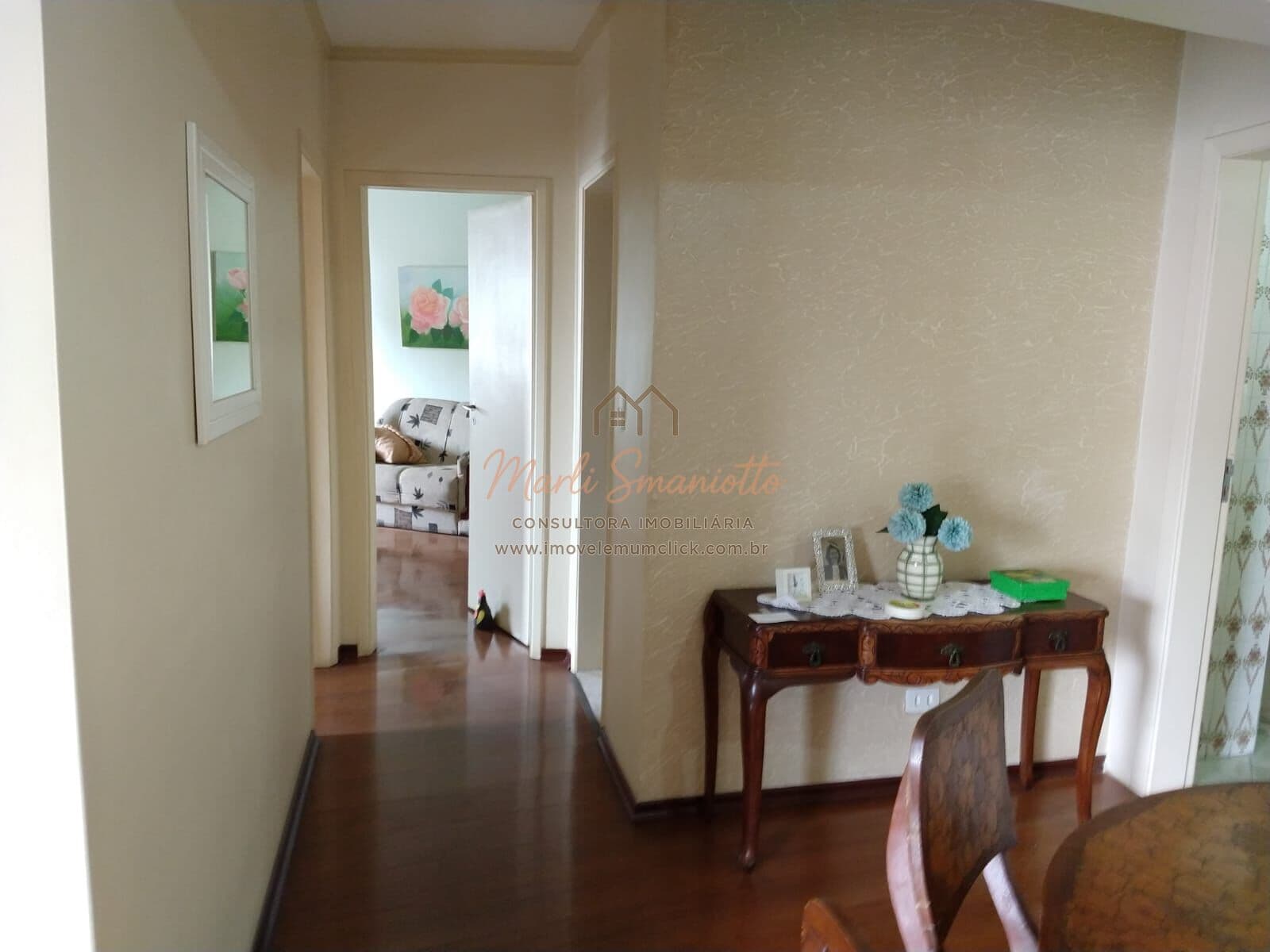 Oportunidade no Centro - apto 2 dorm - 1 vaga - andar alto